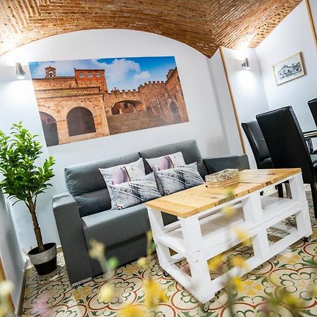 Art & Suite Apartment กาเซเรส ภายนอก รูปภาพ