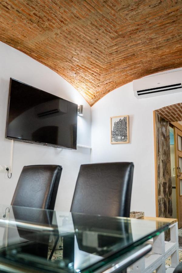 Art & Suite Apartment กาเซเรส ภายนอก รูปภาพ